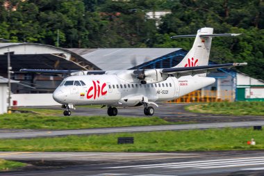 Medellin, Kolombiya - 26 Haziran 2024: Medellin, Kolombiya 'da Clic ATR 42-600 uçağı.