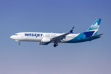 Los Angeles, ABD - 9 Ekim 2024: WestJet Airlines Boeing 737-8 MAX uçağı, Los Angeles Uluslararası Havalimanı, ABD.