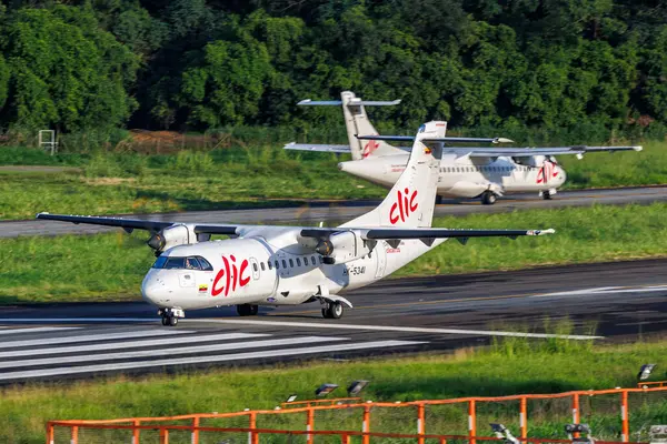 Medellin, Kolombiya - 26 Haziran 2024: Medellin, Kolombiya 'da Clic ATR 42-600 uçağı.