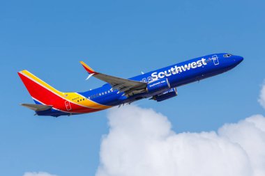 Fort Lauderdale, ABD - 20 Ekim 2024: Southwest Airlines Boeing 737-800 uçağı Fort Lauderdale Havaalanı, ABD.