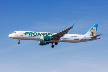 Los Angeles, ABD - 10 Ekim 2024: Frontier Airlines Airbus A321 Los Angeles Uluslararası Havaalanı, ABD.