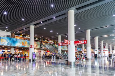 Macau, Çin - 5 Nisan 2024: Çin 'deki Macau Havaalanı Terminal Binası.