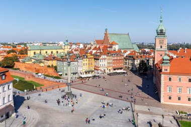 Varşova Kalesi Meydanı, Polonya 'nın Varşova şehrinin üst manzarası.
