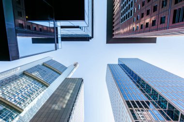 Frankfurt gökdelenleri. Frankfurt, Almanya 'daki modern iş binaları.