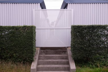 Sokak duvarı arka planı, endüstriyel arka plan, depo tuğla duvarlı boş Grunge şehir sokağı