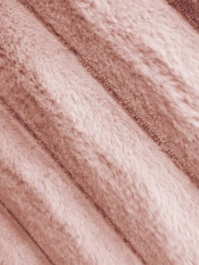 Örtü kumaşı dokuyu kapatır. Üst görünüm