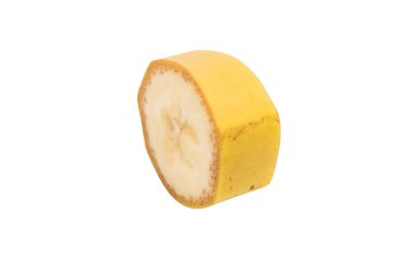 Dilimlenmiş muz parçaları. Beyaz arkaplanda izole