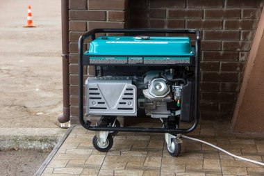 Jeneratör benzini, dizel yakın çekim ağına güç sağlayacak..