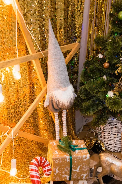 Luogo Capodanno Foto Famiglia Con Albero Natale Decorato Ghirlanda Regali — Foto Stock