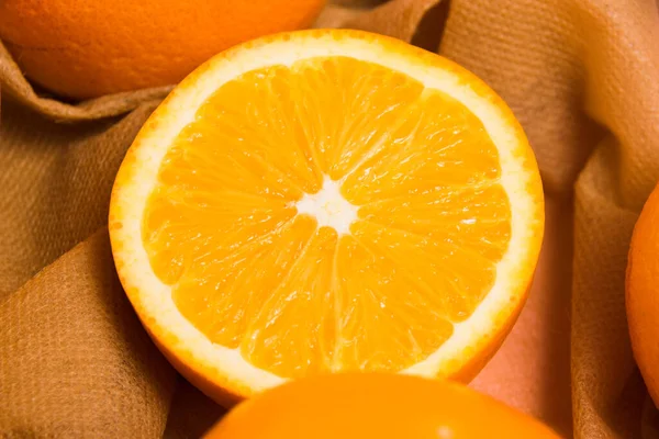 Orange Juteuse Dans Sac Réutilisable Pour Fruits Légumes Concept Jour — Photo