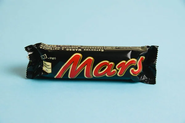 Украина Чернигов Апреля 2023 Года Марс Вкусный Шоколадный Батончик Упаковке — стоковое фото