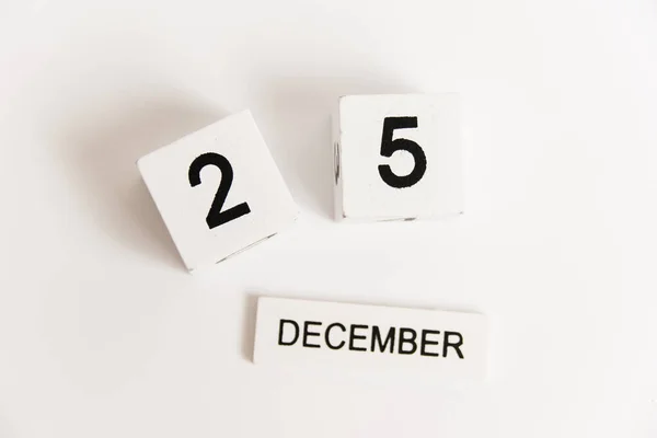 Calendario Madera Con Fecha Diciembre Sobre Fondo Blanco Concepto Preparación —  Fotos de Stock