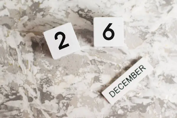 Flatlay Calendario Madera Con Fecha Diciembre Sobre Fondo Texturizado Blanco —  Fotos de Stock