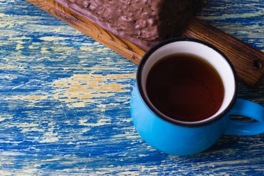 Lezzetli çikolatalı tatlı, üzümlü peynirli kek ve haşhaş tohumu. Lviv cheesecake, geleneksel bir Ukrayna tatlısıdır..