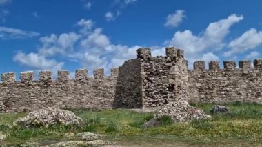 Methoni Kalesi 'nin panoramik manzarası Venedik harabeleri, Moreloponese, Yunanistan