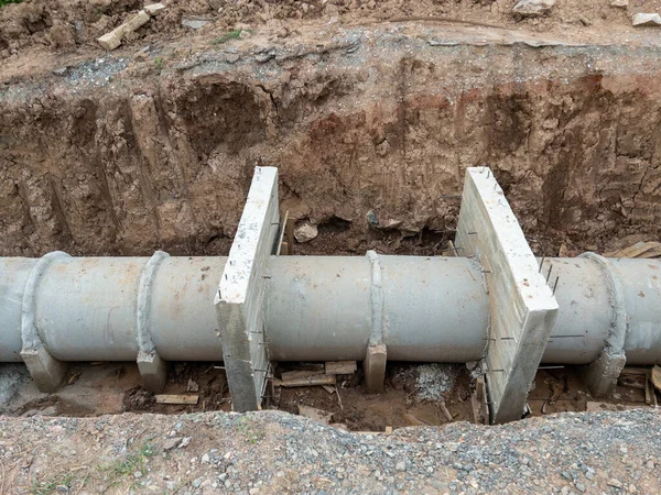 Tubo Concreto Sob Estrada Terra Para Sistema Irrigação Construção Área — Fotografia de Stock