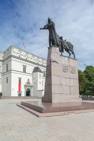 Vilnius Lituânia Agosto 2023 Monumento Grão Duque Gediminas Fotografias De Stock Royalty-Free