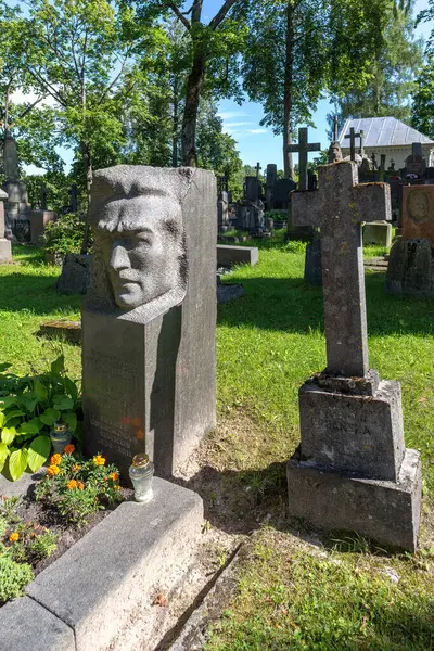 Vilnius Lithuania August 2023 Rossa Cemetery Vilnius Grave Face — Stock Photo, Image