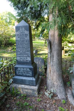 Vilnius, Litvanya 14 AĞUSTOS, 2023. Bernardine Mezarlığı. Jozef Szeliga Bielinski 'nin mezarı. 