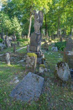 Vilnius, Litvanya 14 AĞUSTOS, 2023. Bernardine Mezarlığı. Melek mezarı 