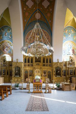 Vilnius, Litvanya 15 Ağustos 2023. St. Constantine Ortodoks Kilisesi ve St. Michael, iç mekan.