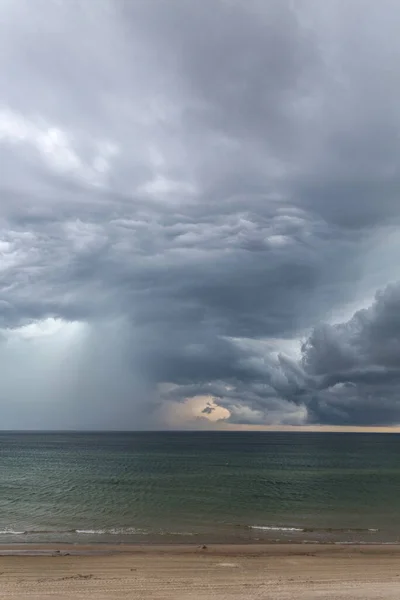 ネルガン半島 激しい嵐がやってくる リトアニア — ストック写真