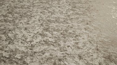 Kavramsal ya da kavramsal olarak kaygan ve parlak buzlu arka plan. Doğa, kış, açık hava, tatil, spor, eğlence ve eğlence, turizm ve macera metaforu olarak 3D illüstrasyon