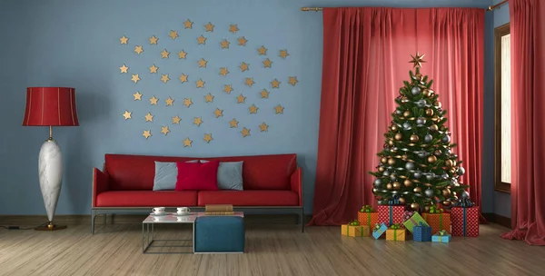 Kanepesi Kırmızı Perdesi Önünde Noel Ağacı Olan Mavi Oturma Odası — Stok fotoğraf
