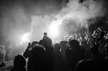 15 Mart 2025 - Belgrad, Sırbistan. Yozlaşmış sistemin tüm insanları ve kurbanları için adalet isteyen öğrenciler tarafından tarihteki en büyük toplantı.. 