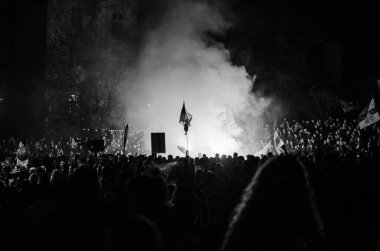 15 Mart 2025 - Belgrad, Sırbistan. Yozlaşmış sistemin tüm insanları ve kurbanları için adalet isteyen öğrenciler tarafından tarihteki en büyük toplantı.. 