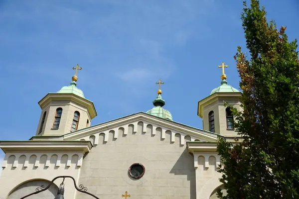 30 Ağustos 2025 - Belgrad, Sırbistan. Sırp Ortodoks Hıristiyan Yükseliş Kilisesi 'nin dışı