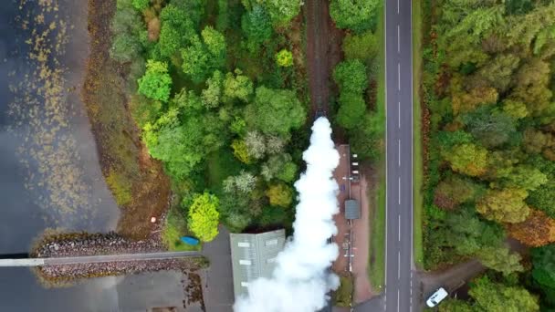 スコットランドの蒸気機関車の鳥目図 — ストック動画
