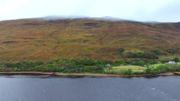 苏格兰威廉堡Loch Linnhe的海岸与景观 — 图库视频影像