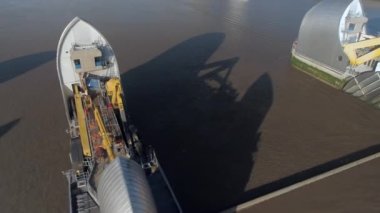 Londra 'nın Thames Bariyeri Yüksek Gelgitlere ve Sel Suyuna Karşı Bir Koruma
