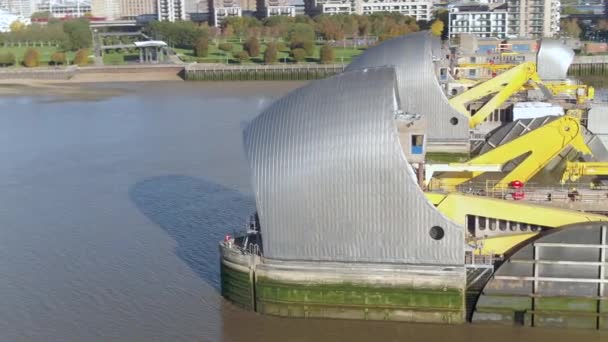 London Thames Barrier Protection High Tides Flood Water — Stock Video
