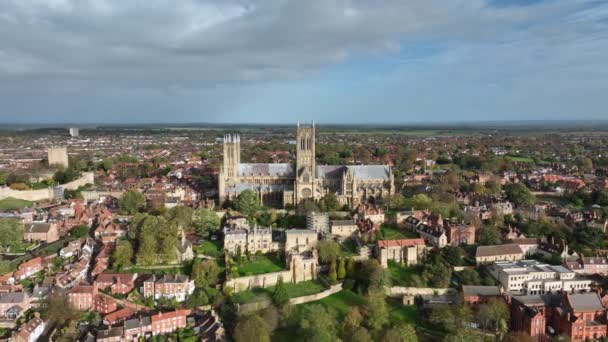 林肯市和英国大教堂下午的空中景观 — 图库视频影像