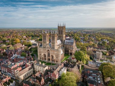 İngiltere 'de Lincoln Şehri ve Katedrali' nin Hava Görüntüsü Günbatımı Görünümü