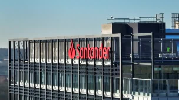 Santander Bank Headquarters Building Logo — Stockvideo