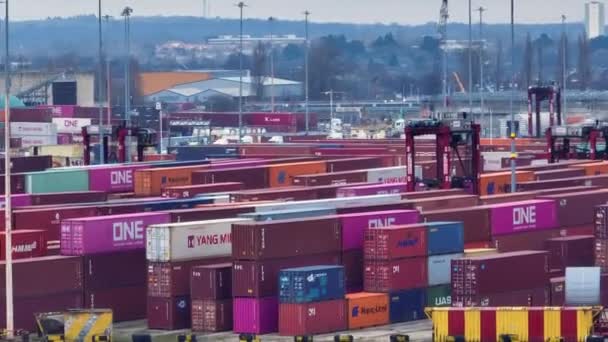 Port Southampton January 2023 Shipping Containers Stacked Port — Stock video