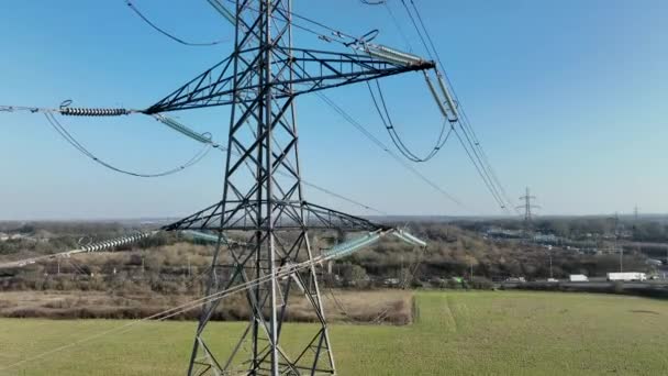 Aerial View Industrial High Voltage Lattice Electrical Power Line Tower — Vídeo de Stock