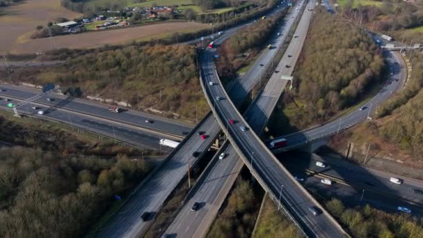 M25 Motorway Interchange Rush Hour Aerial View — стоковое видео