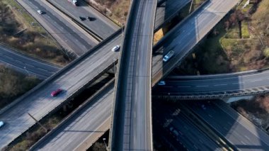 M25 ve M1 Otoyol Kavşağı Hava Görünümü