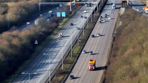 M25 Motorway Junction Vehicles Driving Aerial View — 비디오