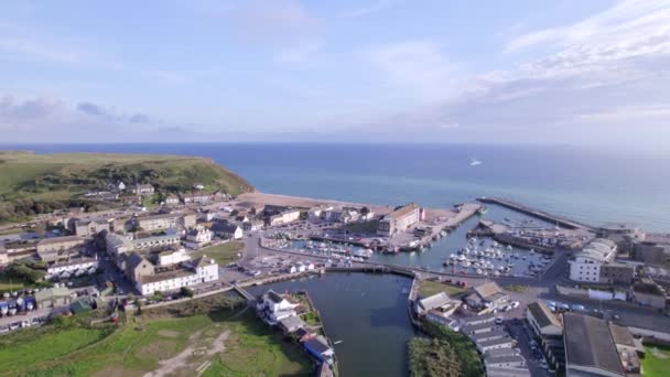 Vista Aérea West Bay Seaside Town Dorset Inglaterra — Vídeos de Stock