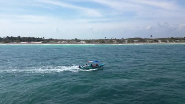 Excursión Pesca Barco Mar Llevando Los Turistas Pescar México — Vídeos de Stock