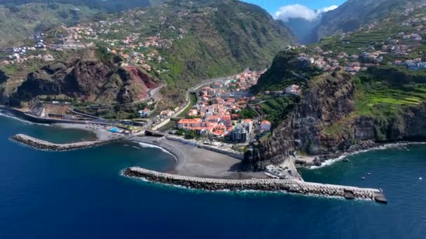Město Ribeira Brava Portugalském Ostrově Madeira — Stock video