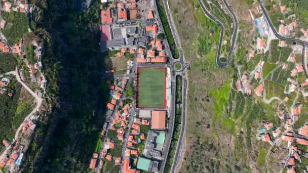 Campo Calcio Circondato Alte Montagne Madeira — Video Stock