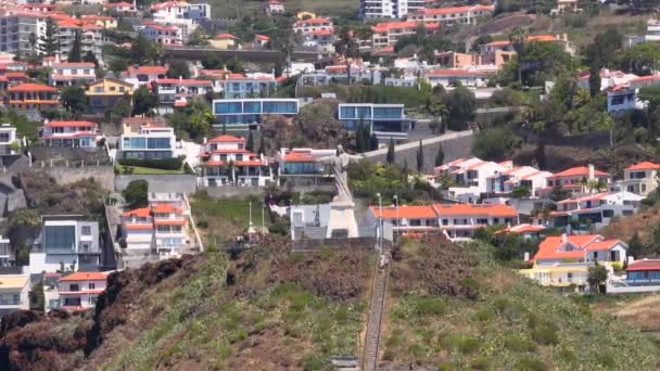 Jezus Christus Standbeeld Madeira Aan Kust Boven Een Heuvel — Stockvideo