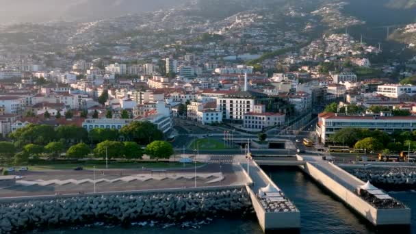 Funchal Największe Miasto Maderze Widok Powietrza Zachodzie Słońca — Wideo stockowe