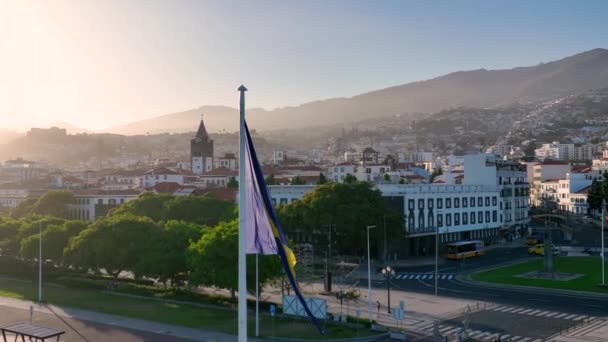 Funchal Grootste Stad Van Madeira Luchtfoto Bij Zonsondergang — Stockvideo